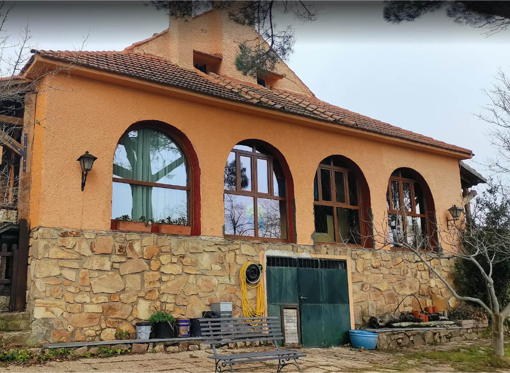 ventanas con arco casa campo